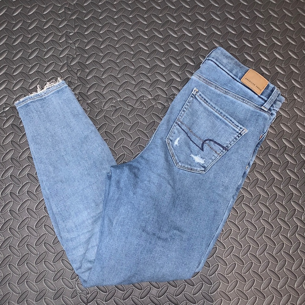 Sold****American Eagle Curvy Super Hi-Rise